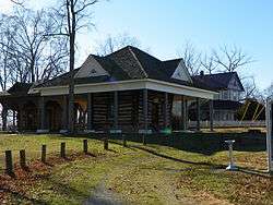 Concordia Log Cabin College