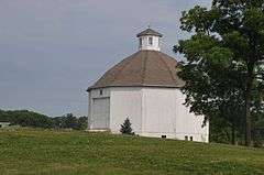 Robert Orr Polygonal Barn